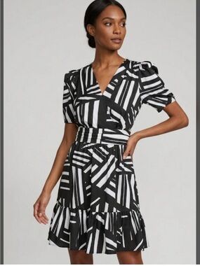NWT Karl Lagerfeld Black & White Geometric Abstract Stripe Print Mini Dress Sz 2